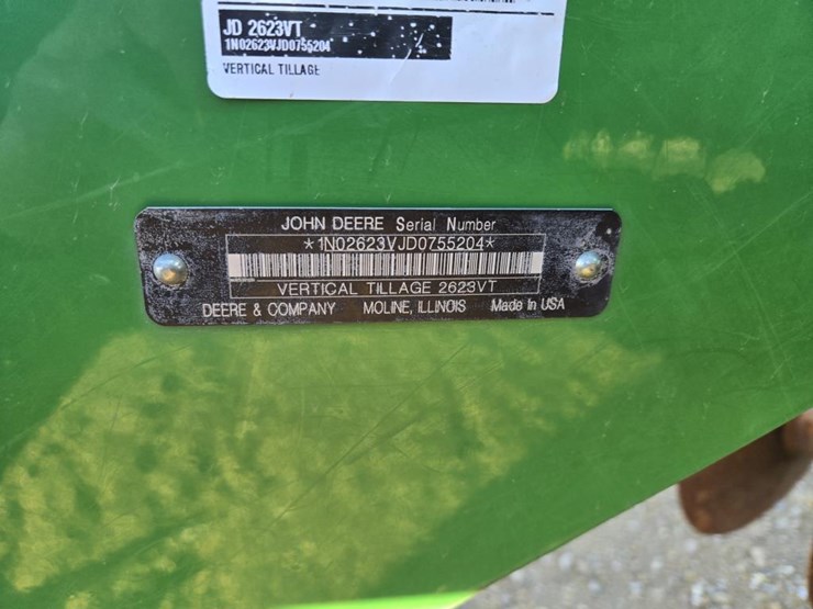john-deere-2623vt-image-2