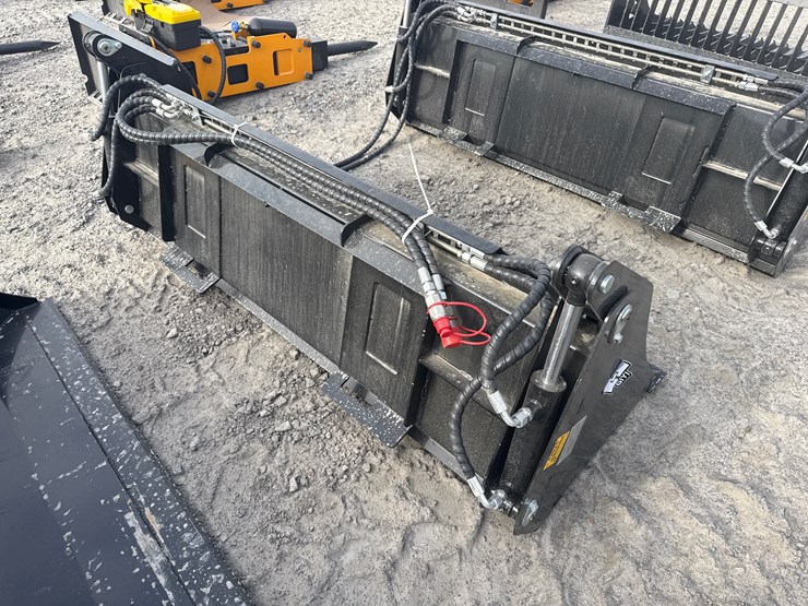 #2086-•-unused-giyi-kh72-70"-skid-steer-4-in-1-bucket-inv#-42025-image-3