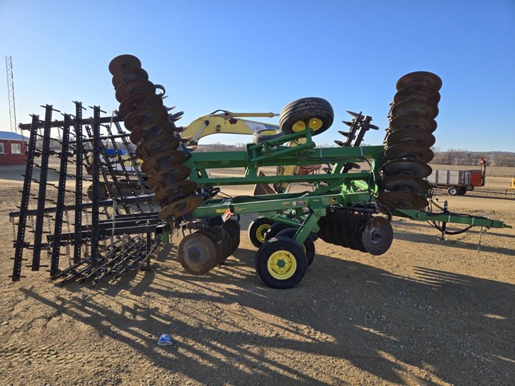 john-deere-637-image-10