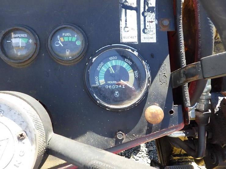 massey-ferguson-32-image-29