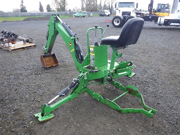 john-deere-7-image-2