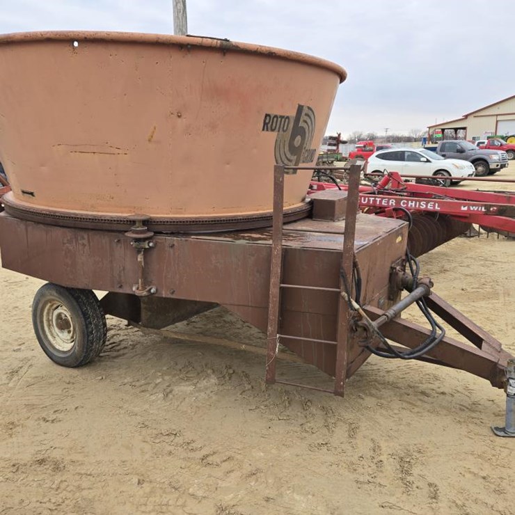 #371 • TUB GRINDER