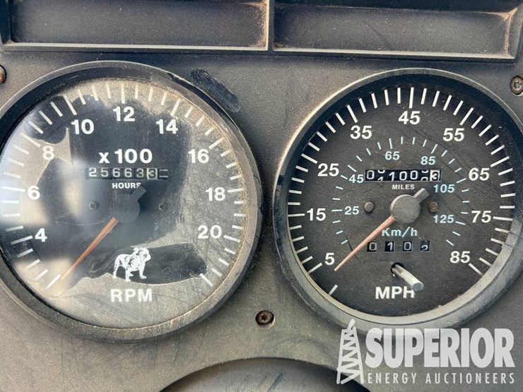 1999-mack-ch613-image-10