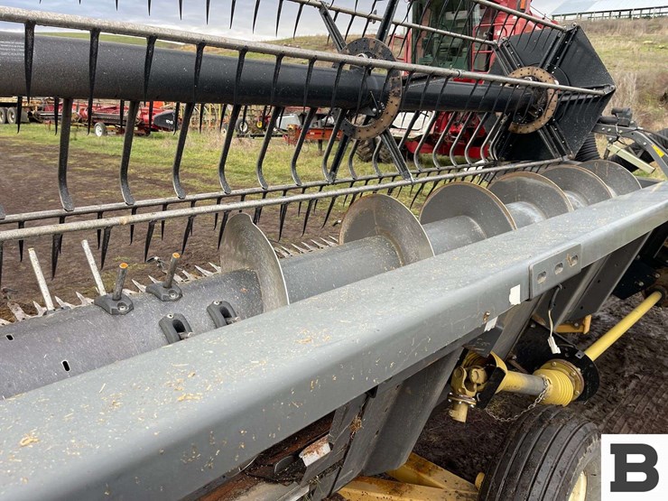 2005-gleaner-r75-image-31