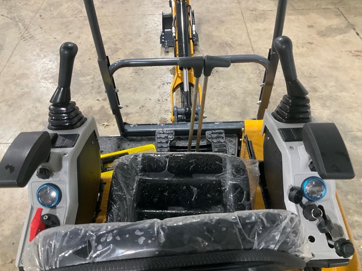 #1580-•-unused-sdle20-mini-excavator-image-14