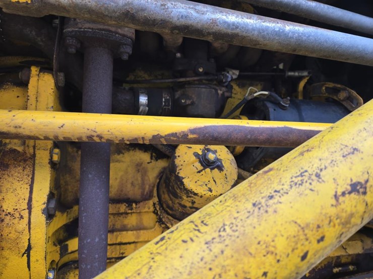 #359-•-massey-ferguson-utility-tractor-image-17