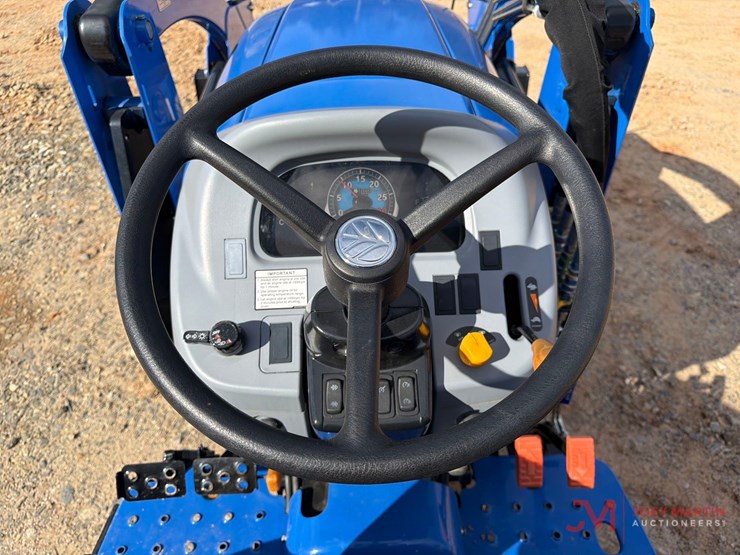 new-holland-workmaster-35-image-15