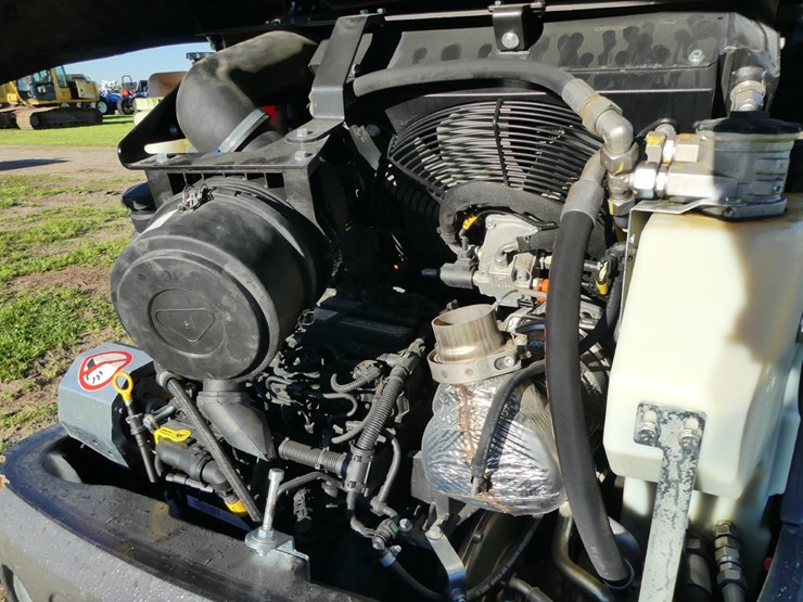 hitachi-zw95-image-7