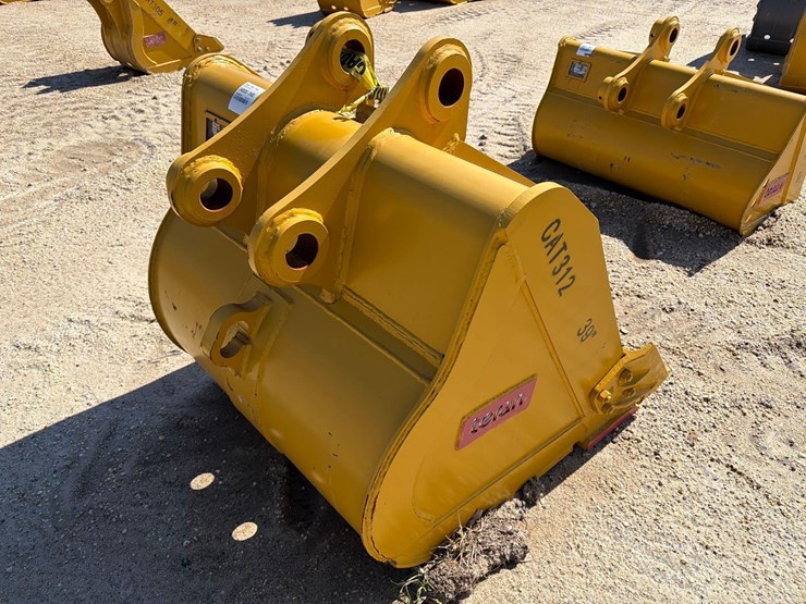 caterpillar-312-image-3