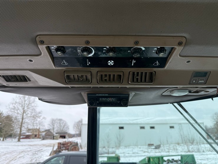 john-deere-4650-image-28