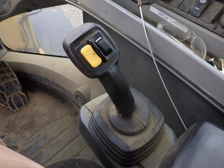 caterpillar-930k-image-44