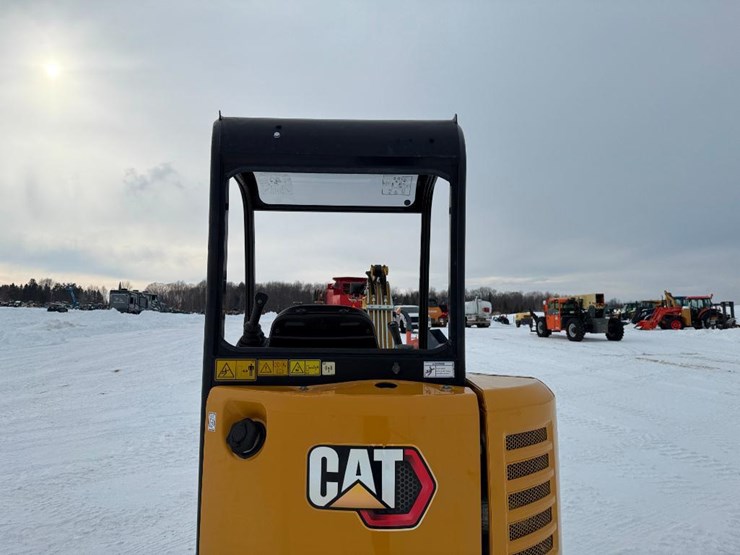 caterpillar-302.7d-cr-image-26