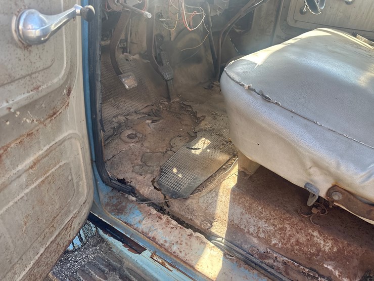 chevrolet-c60-image-13