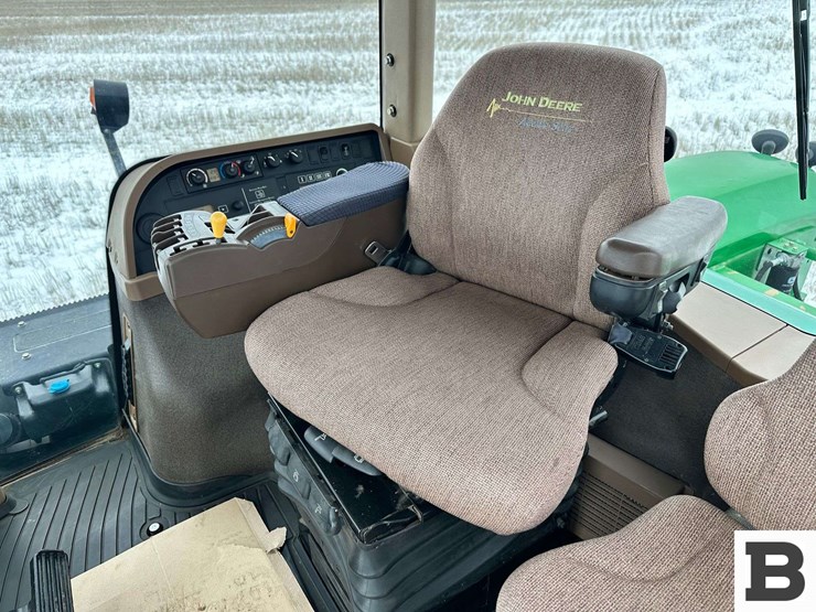 2011-john-deere-9530-image-155