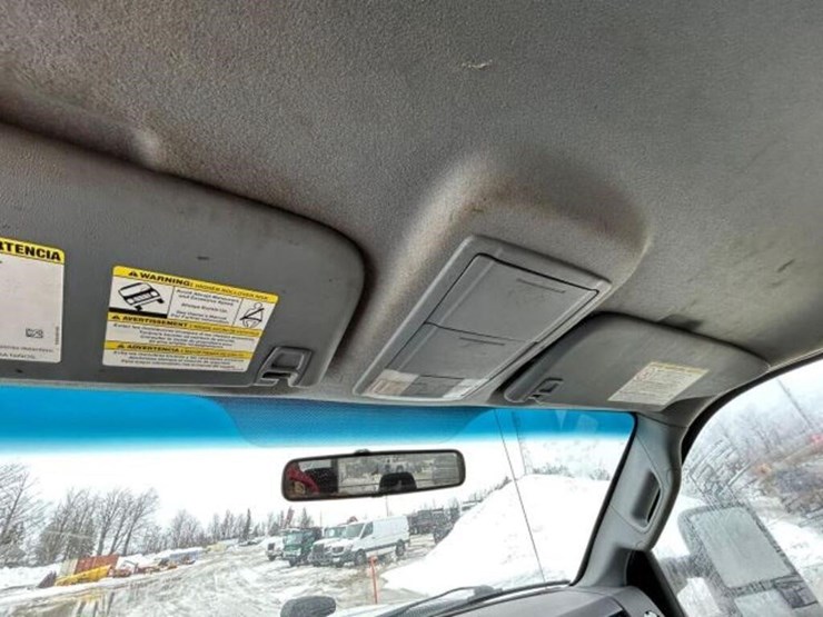 2011-ford-f350-image-22