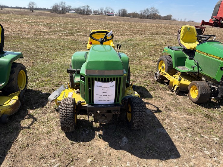 john-deere-322-image-2