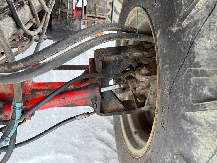 massey-ferguson-8780-image-39