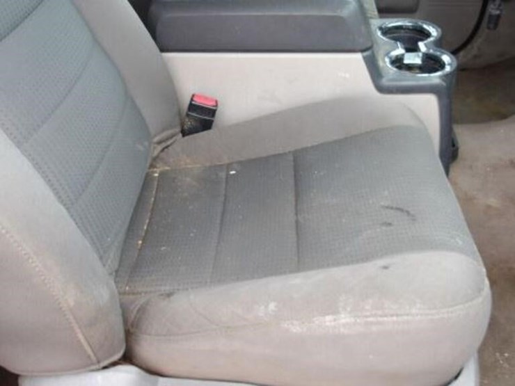 2010-ford-f250-xlt-image-40