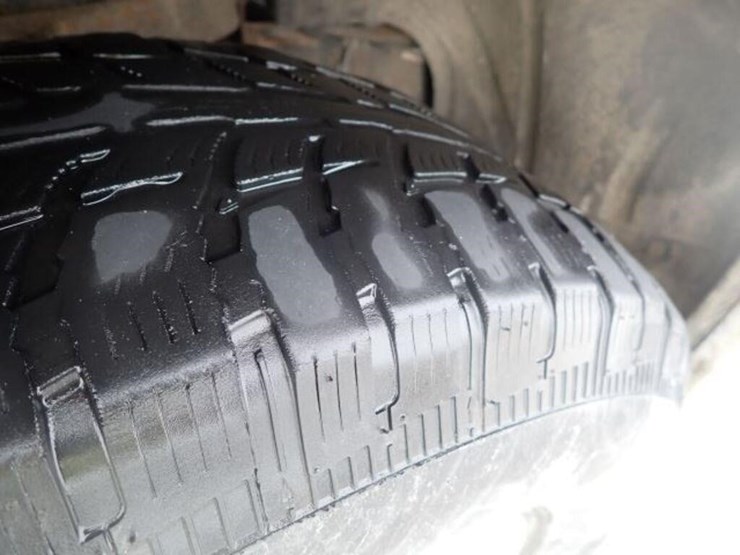 2015-dodge-1500-image-64