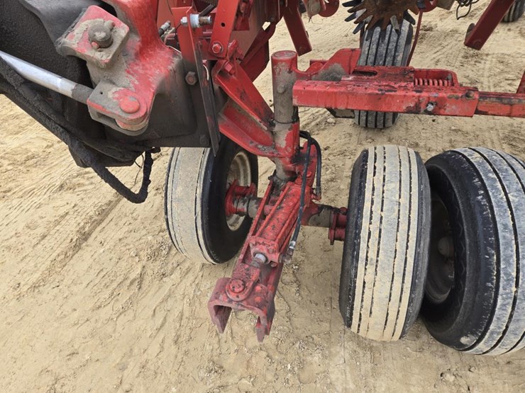 international-800-image-11