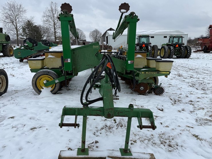 john-deere-7200-image-3