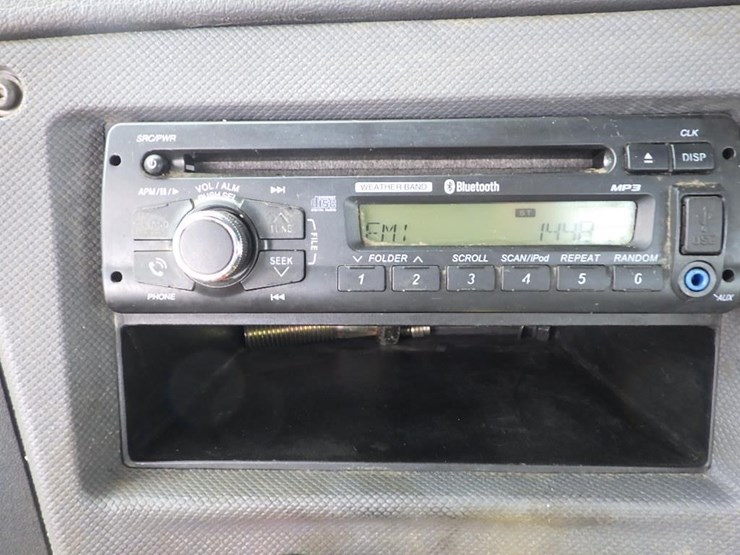 2016-freightliner-cascadia-125-image-37