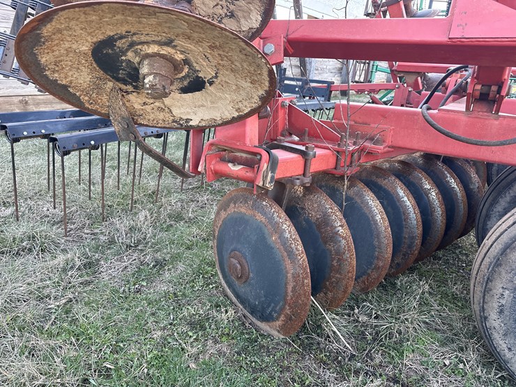 case-ih-3900-image-9