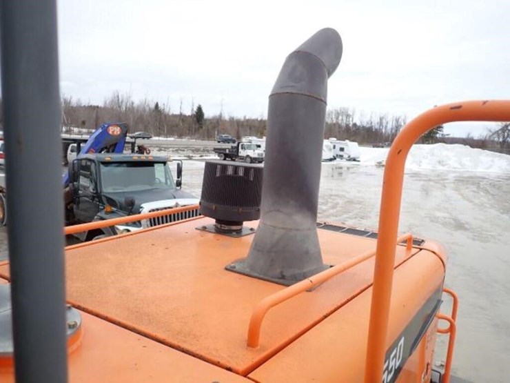 2013-doosan-dl550-3-image-36