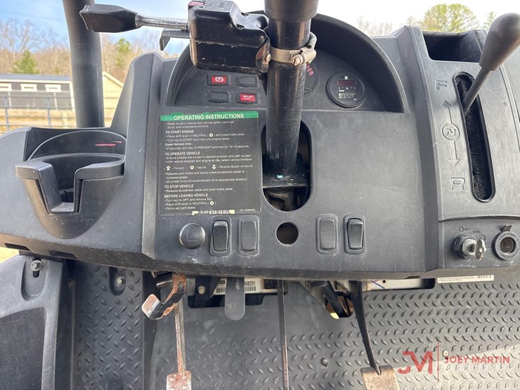 2019-club-car-carryall-1700-image-18