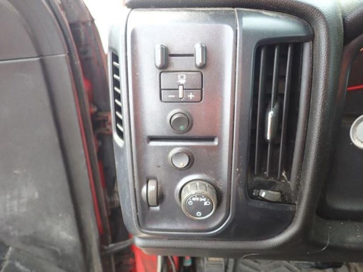 2019-chevrolet-silverado-3500hd-image-18