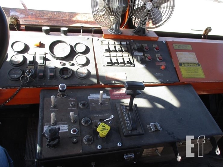 1992-caterpillar-c13-image-13