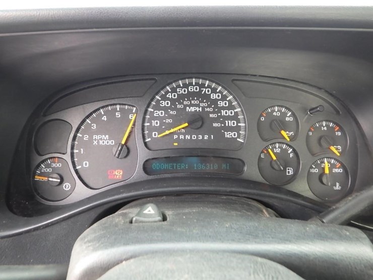 2006-chevrolet-silverado-2500hd-image-27