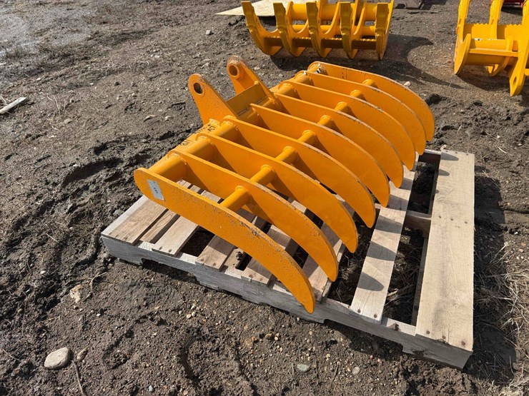 caterpillar-307-image-3