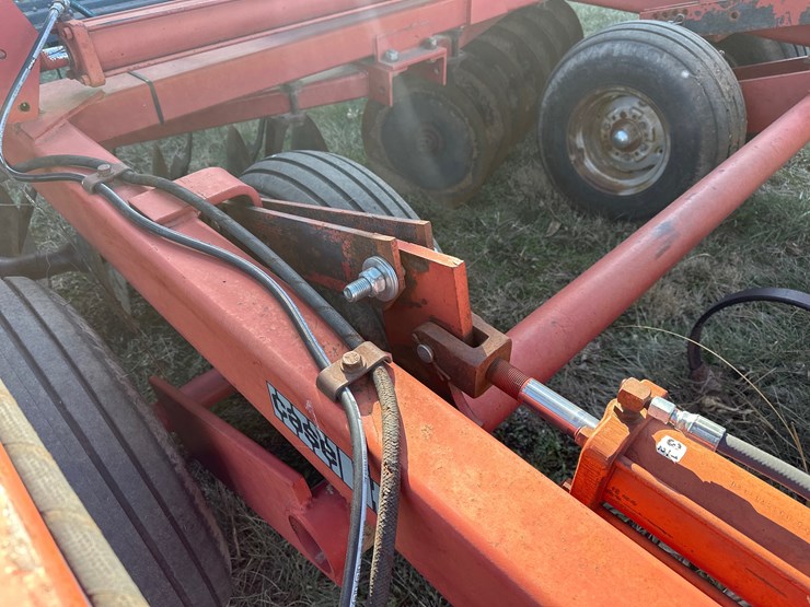 case-ih-3900-image-10