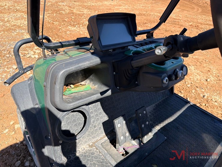 evolution-turfman-800-electric-golf-cart-image-12