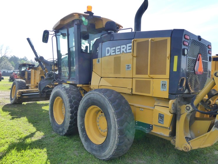 2018-deere-770g-image-4