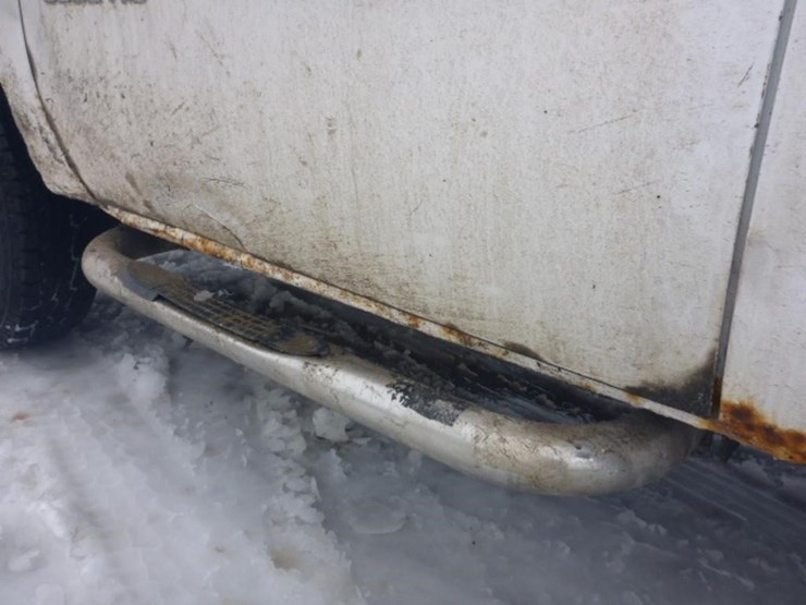 2014-chevrolet-3500-image-33