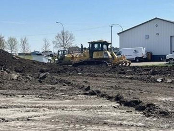 2017-komatsu-d61pxi-image-22