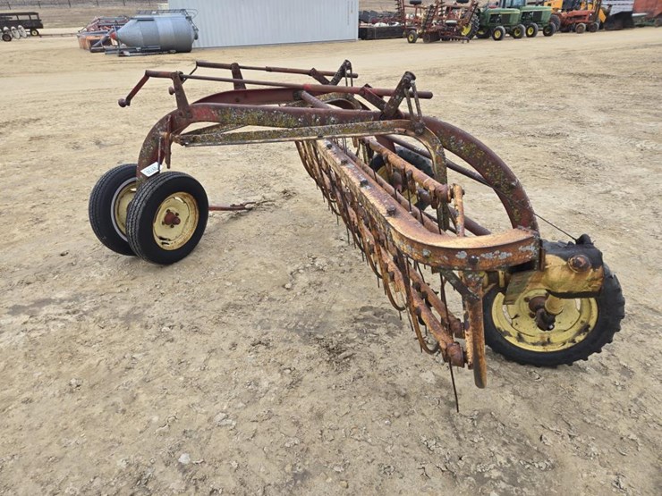 new-holland-256-image-2