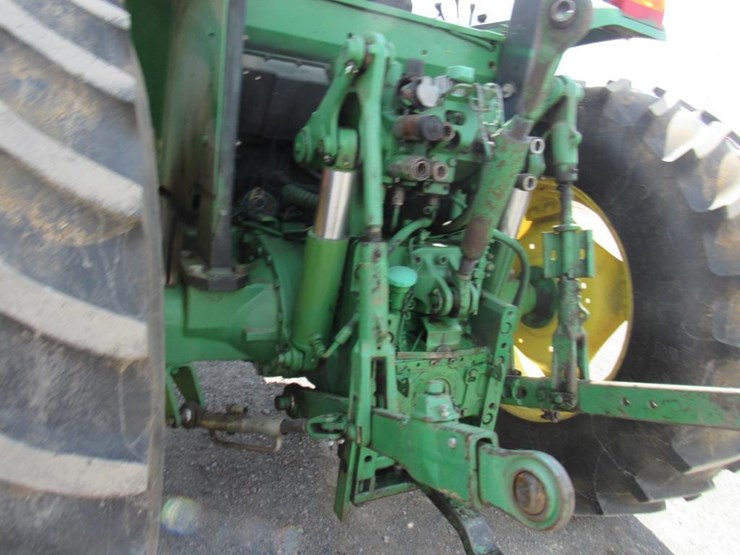 john-deere-6405-image-11