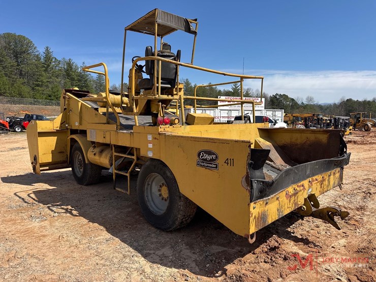 etnyre-chipspreader-image-3