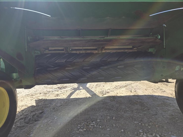 john-deere-630-image-8