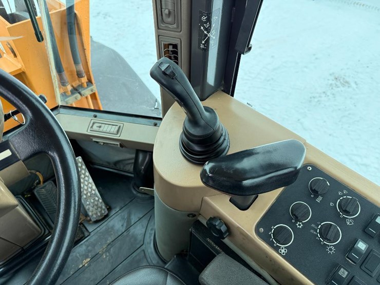 case-521d-xt-image-54