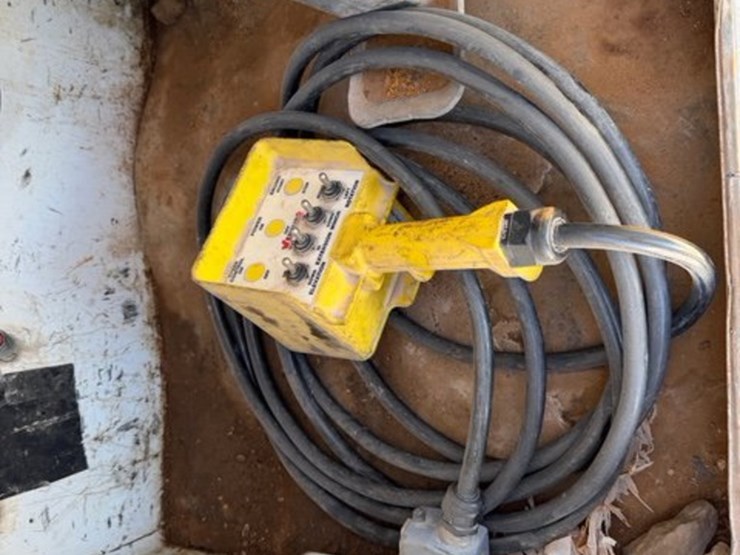 2013-ford-f350-image-8