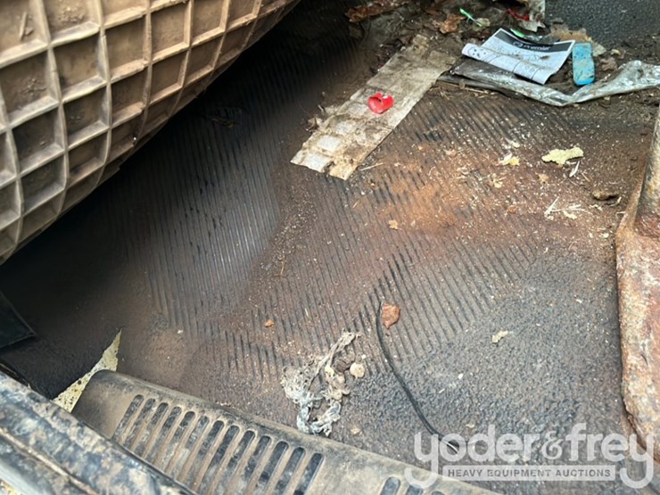 2002-international-durastar-4300-image-48