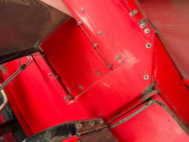 massey-ferguson-8780-image-53