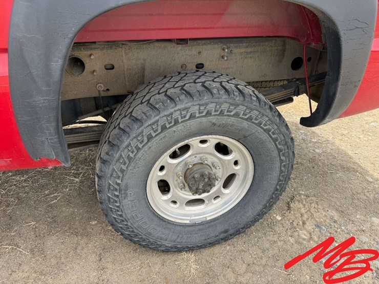 2004-chevrolet-2500-image-16