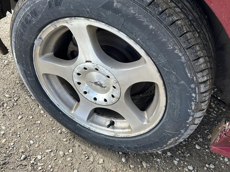 2004-ford-mustang-image-26