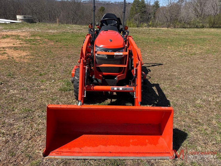 kubota-b2601-utility-tractor-image-7