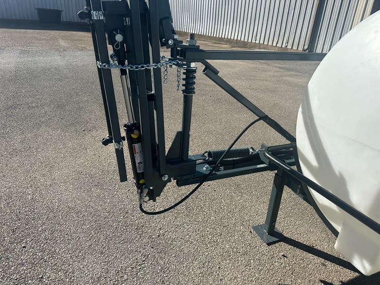 #32796-•-**unused-bowman-agmate-41'-300-gallon-3pt-sprayer-image-23